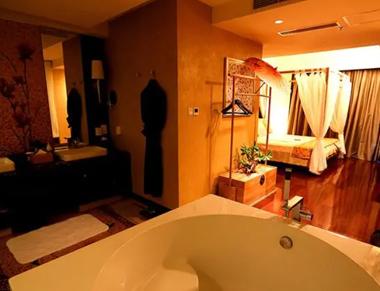 上海松江养生会所的黄昏恋：当爱情遇上八十岁